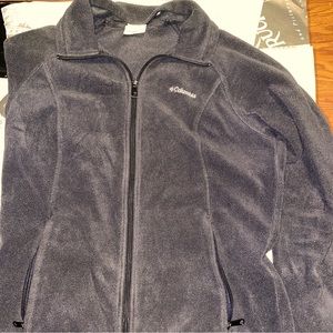 Black Columbia Jacket. With Zipper.